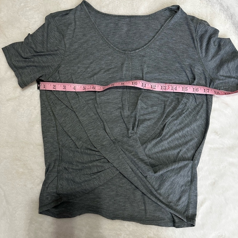 Lululemon Athletica Gray Fitted Tie Front Short Sleeve Top - Picture 6 of 7